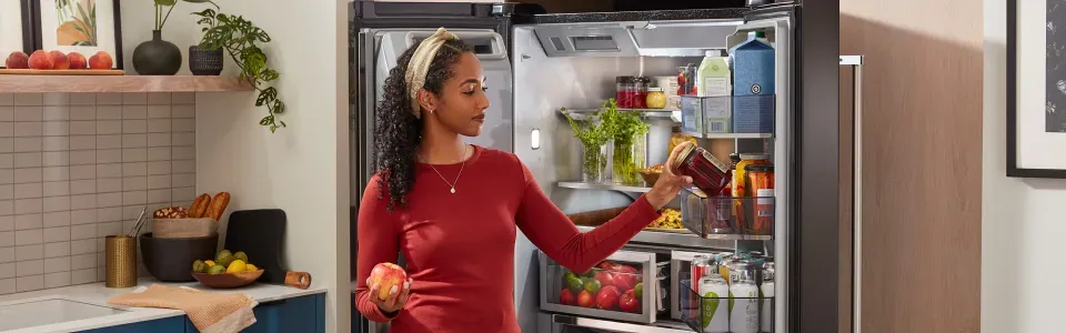 kitchenaid-refrigerator-lifestyle